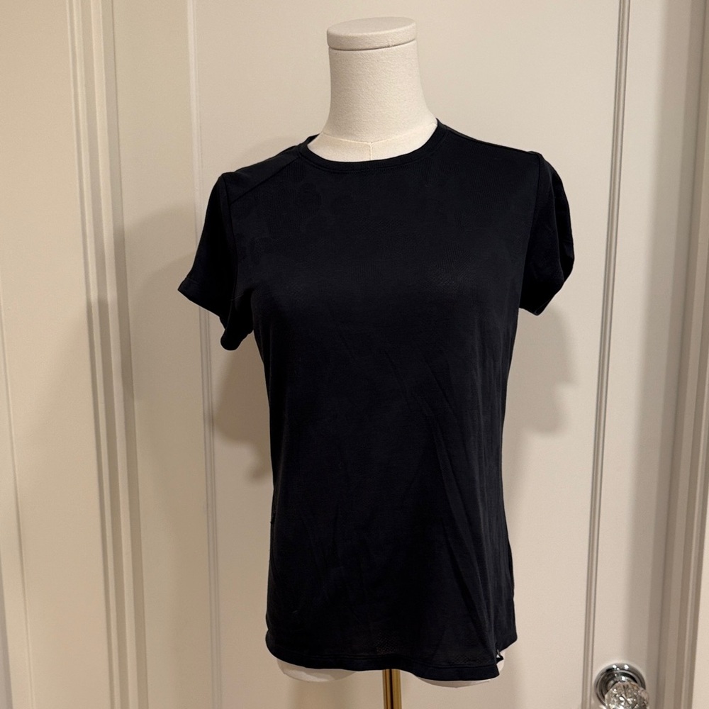 Mountain Hardwear Classic Graphite Short Sleeve Tee